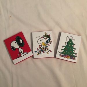 NEW BUNDLE OF 3 CHRISTMAS PEANUTS NOTE PADS